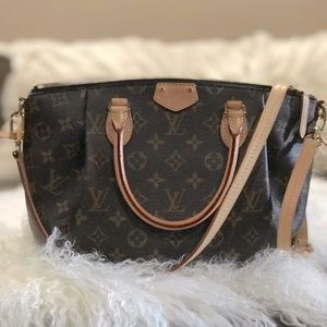 Louis Vuitton Turenne pm